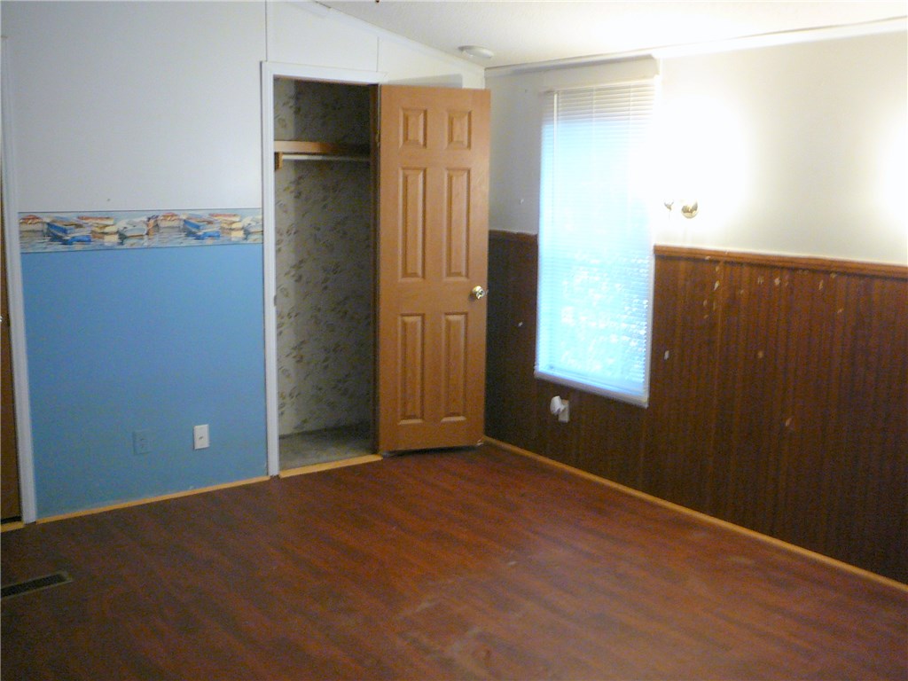 239 Samuel Camp Road Anderson, SC 29624 - Photo 9 of 15