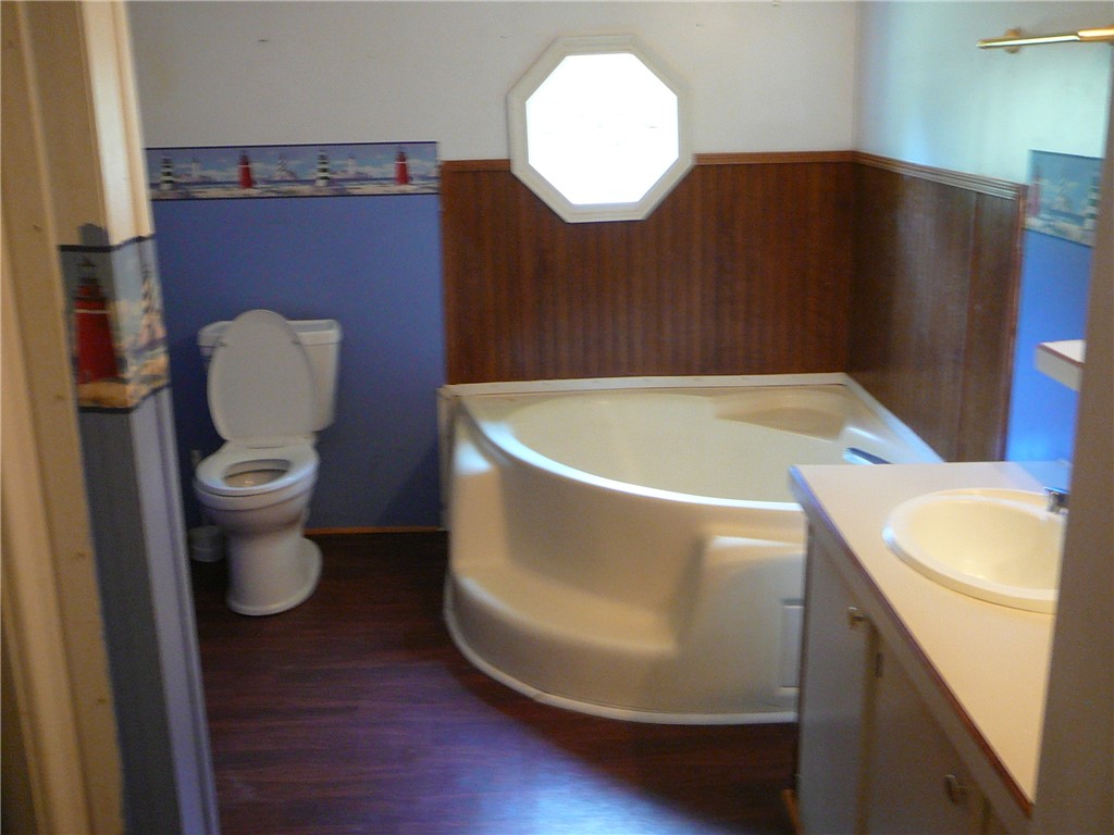 239 Samuel Camp Road Anderson, SC 29624 - Photo 10 of 15