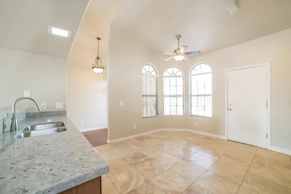 $2,260 | 20018 North 43rd Lane, Glendale, AZ 85308