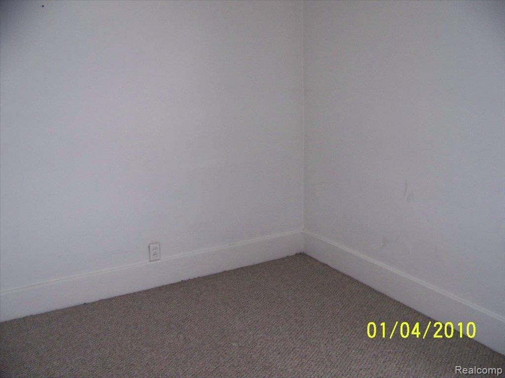 245 Richter Street River Rouge, MI 48218 - Photo 11 of 12 1-04 025