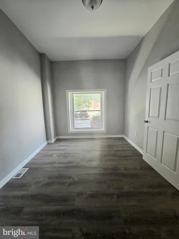 $1,800 | 541 North Lakewood Avenue, Baltimore, MD 21205