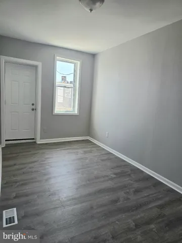 $1,800 | 541 North Lakewood Avenue, Baltimore, MD 21205