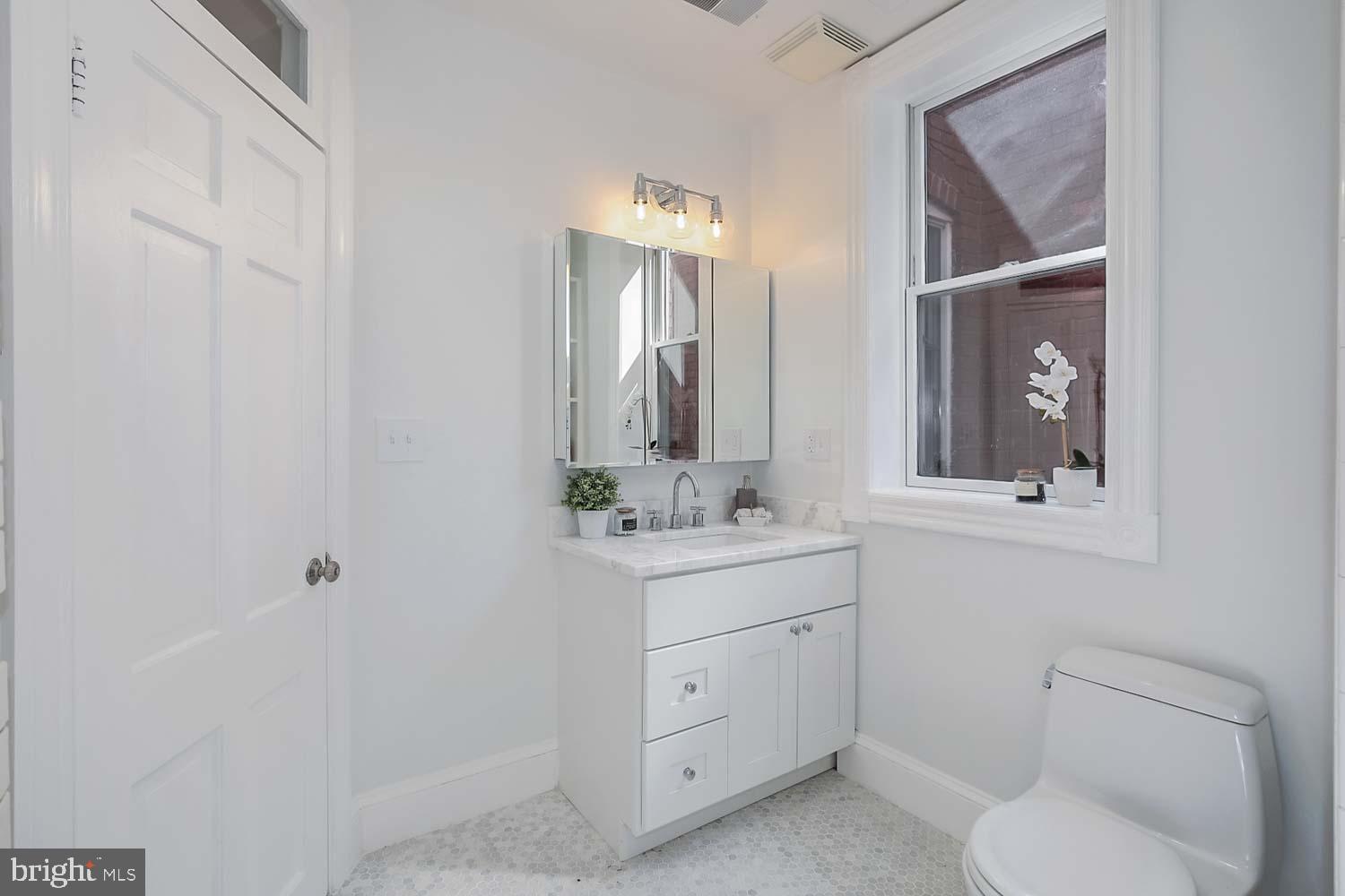 1232 D Street Northeast Washington, DC 20002 - Photo 30 of 45