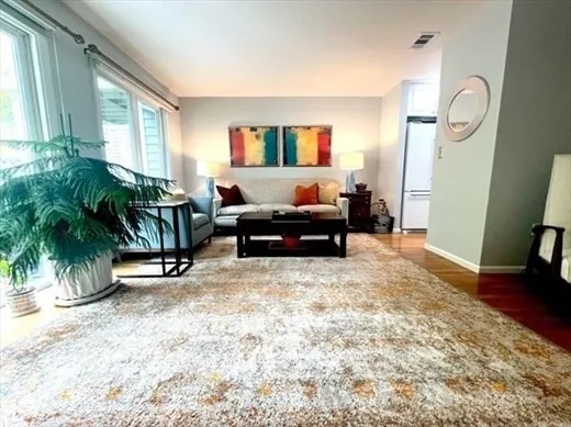 $3,400 | 84 Walpole Street, Unit 6C, Canton, MA 02021