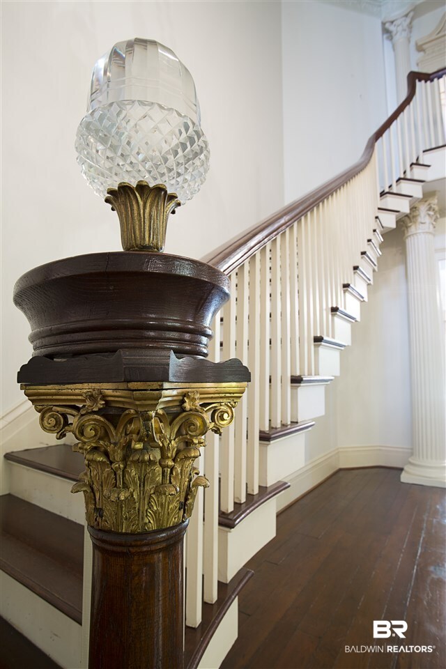 55 McGregor Avenue Mobile, AL 36608 - Photo 6 of 50 Newel Post