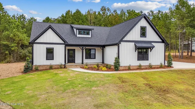 $724,900 | 4425 Vass-Carthage Road, Carthage, NC 28327