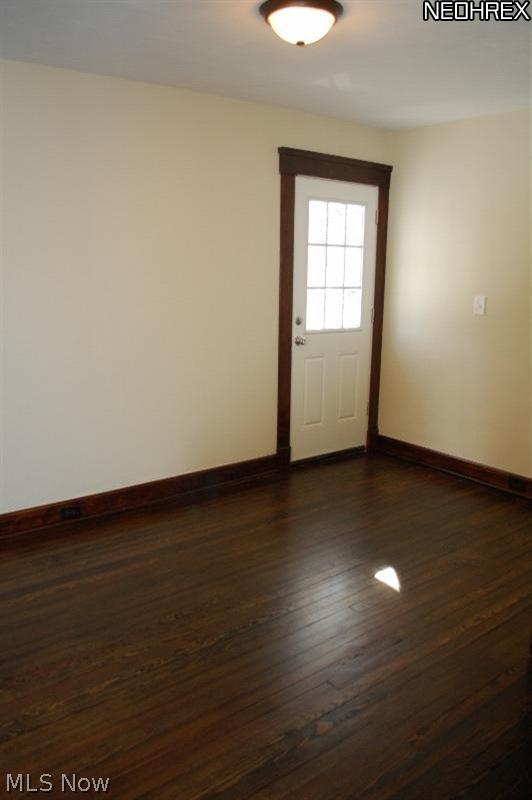2253 Maplewood Road Cleveland, OH 44118 - Photo 14 of 23 Bedroom 1