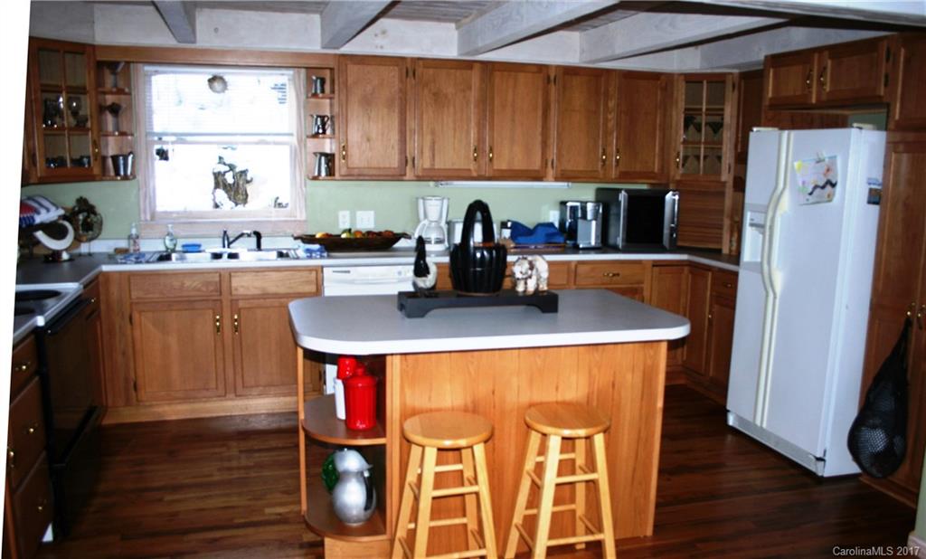 44 Buck House Road, Unit 4 Mars Hill, NC 28754 - Photo 7 of 12 Gallery Image 7