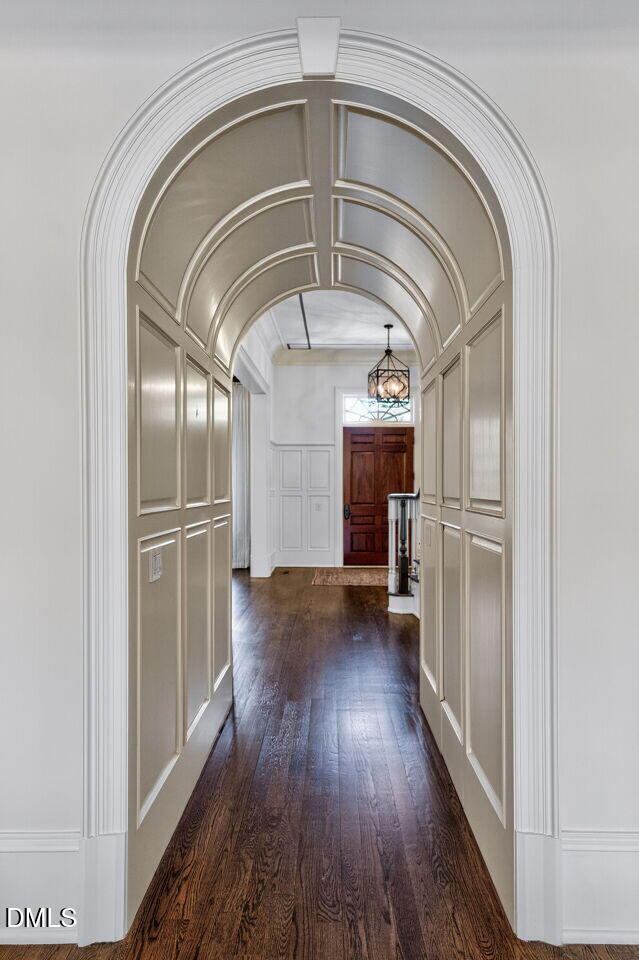 3309 White Oak Road Raleigh, NC 27609 - Photo 26 of 47 030-1280x960-arched-detail
