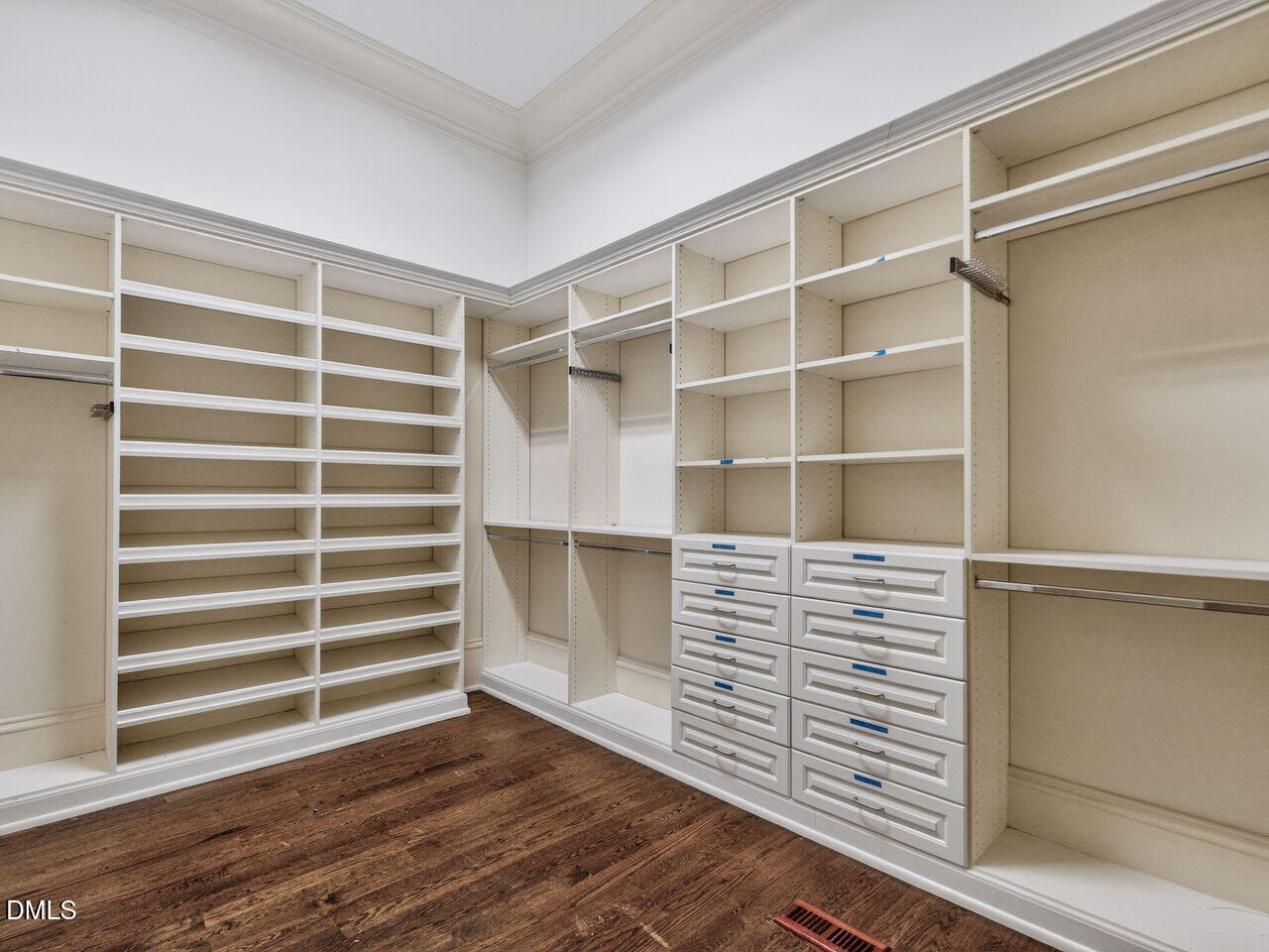 3309 White Oak Road Raleigh, NC 27609 - Photo 32 of 47 059-1280x960-primary-closet