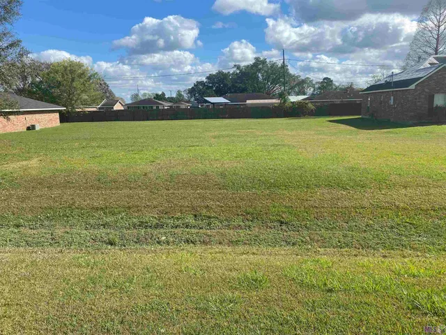 $22,000 | 148 Highway Spur, Belle Rose, LA 70341