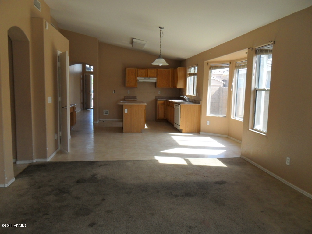 8221 West Papago Street Phoenix, AZ 85043 - Photo 13 of 25 023-193264 (15)
