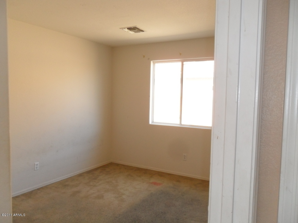 8221 West Papago Street Phoenix, AZ 85043 - Photo 15 of 25 023-193264 - Bedroom 2