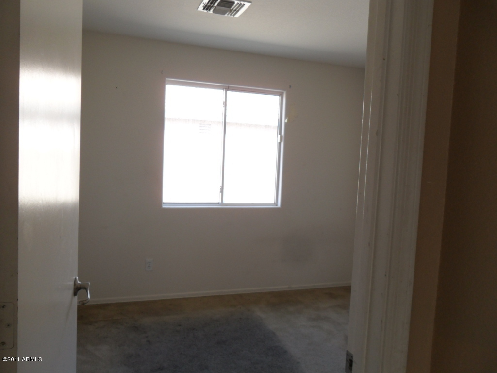 8221 West Papago Street Phoenix, AZ 85043 - Photo 16 of 25 023-193264 - Bedroom 3