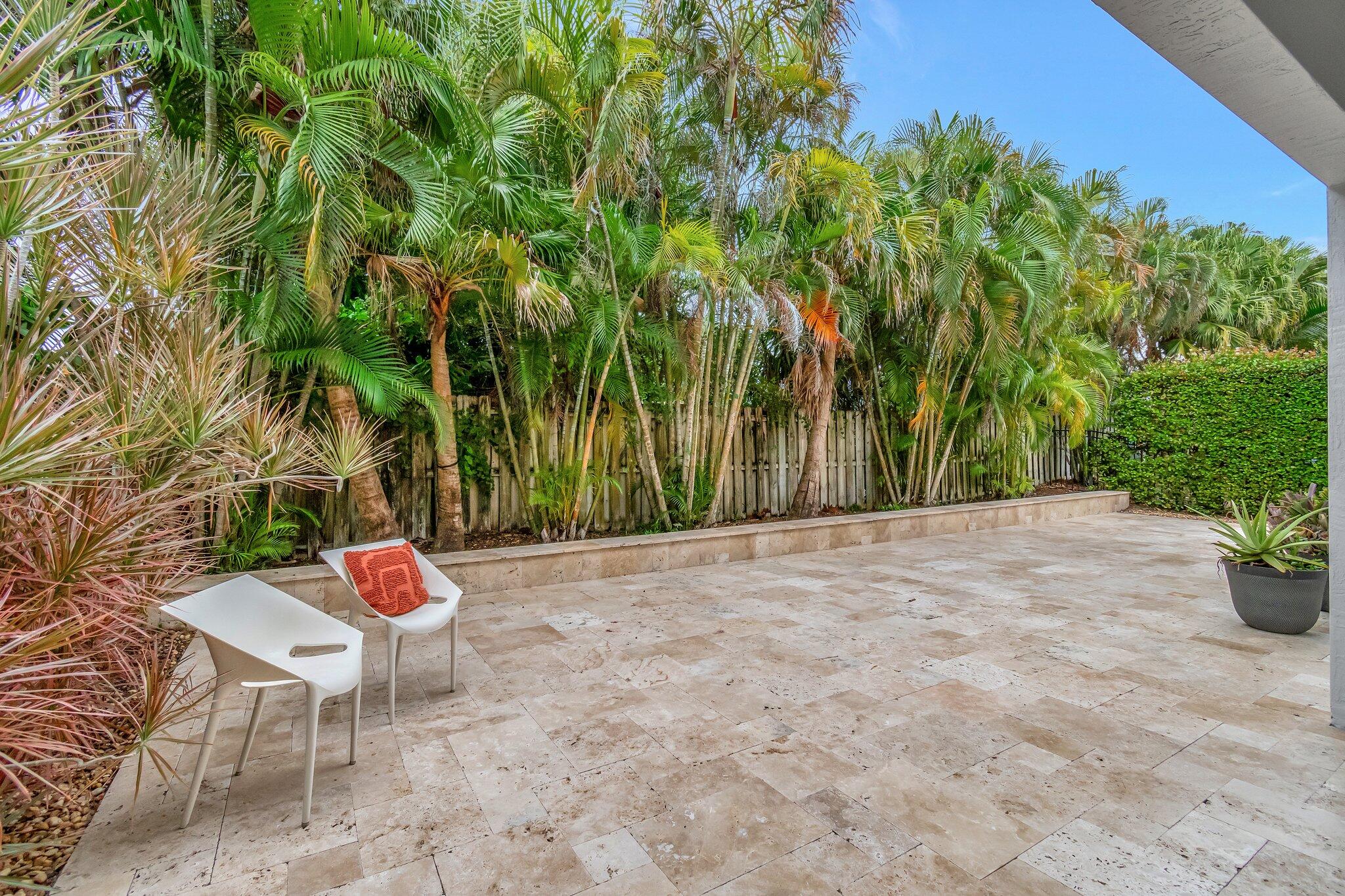 449 Francesca Ridge Road Boynton Beach, FL 33435 - Photo 23 of 40 PRIVATE BACKYARD