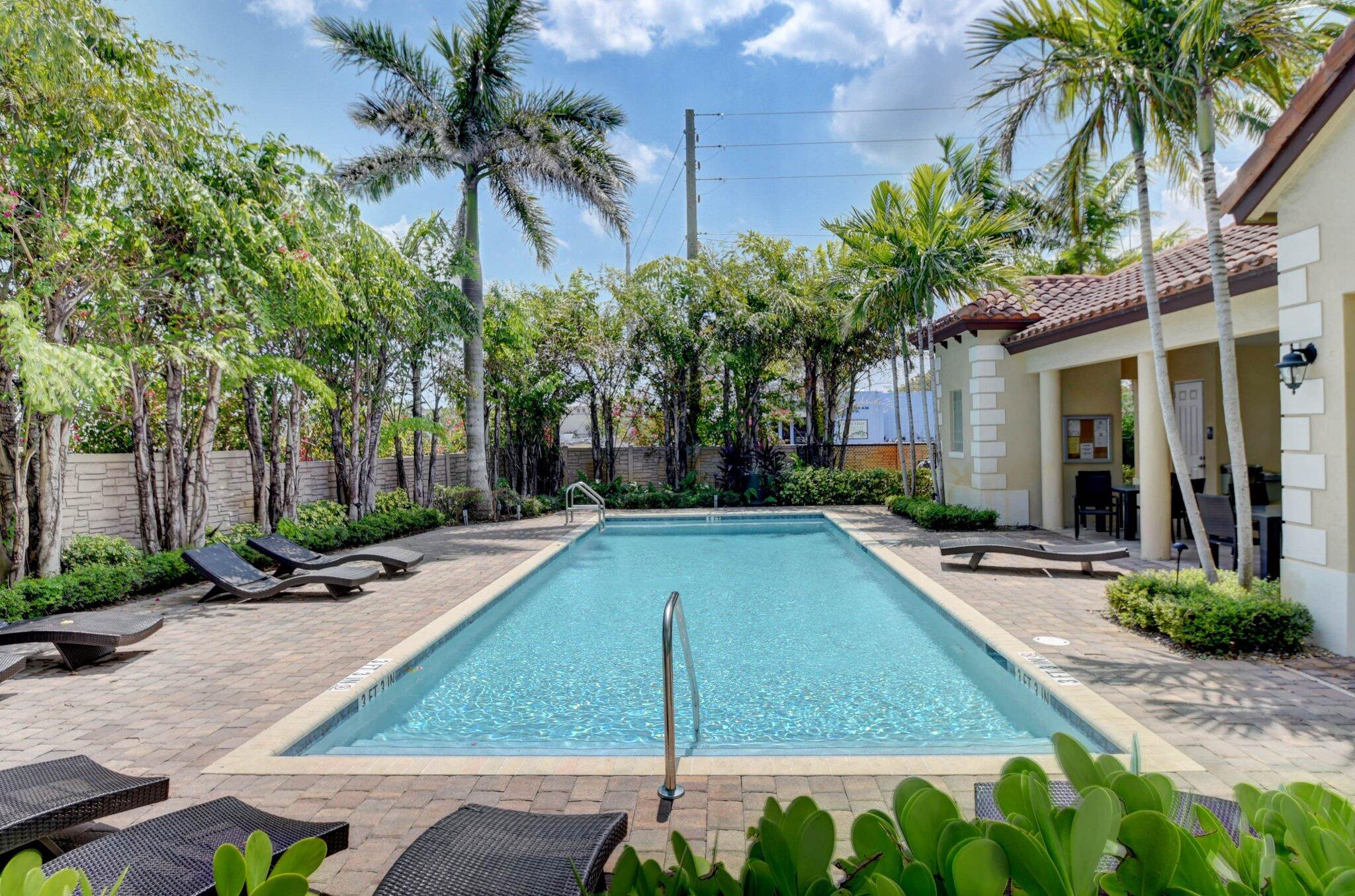449 Francesca Ridge Road Boynton Beach, FL 33435 - Photo 31 of 40 GREAT POOL AREA