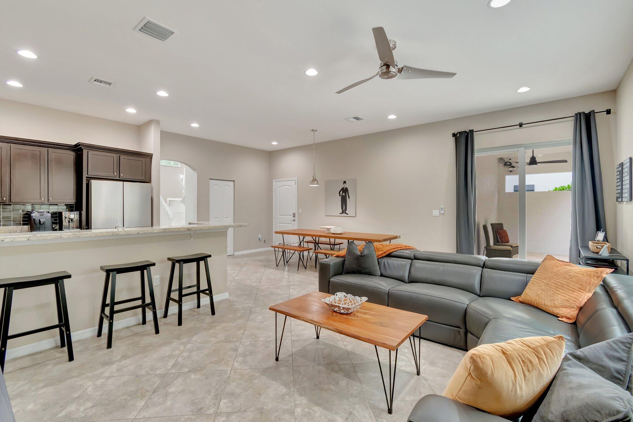 449 Francesca Ridge Road Boynton Beach, FL 33435 - Photo 5 of 40 SPACIOUS