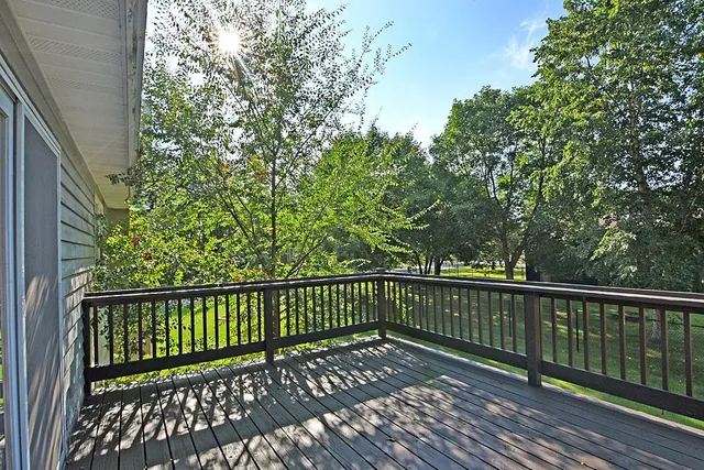 $305,000 | 1005 Riverside Avenue North, Sartell, MN 56377