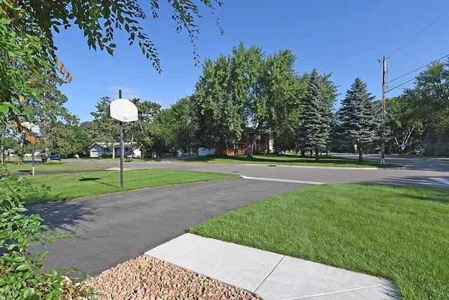 $305,000 | 1005 Riverside Avenue North, Sartell, MN 56377