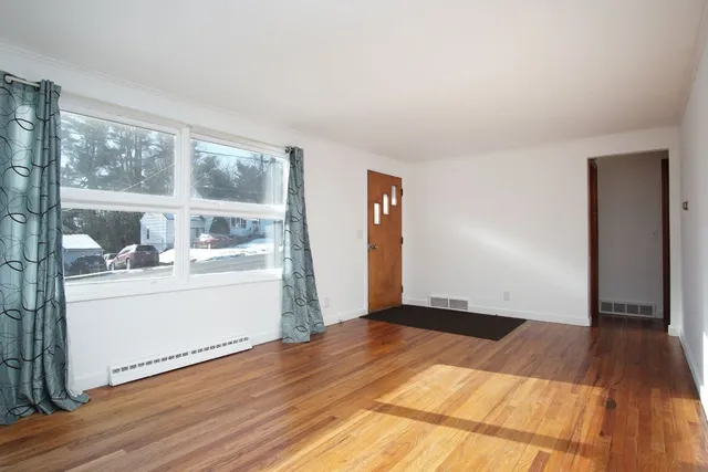 $117,000 | 716 Carl Street, Endicott, NY 13760