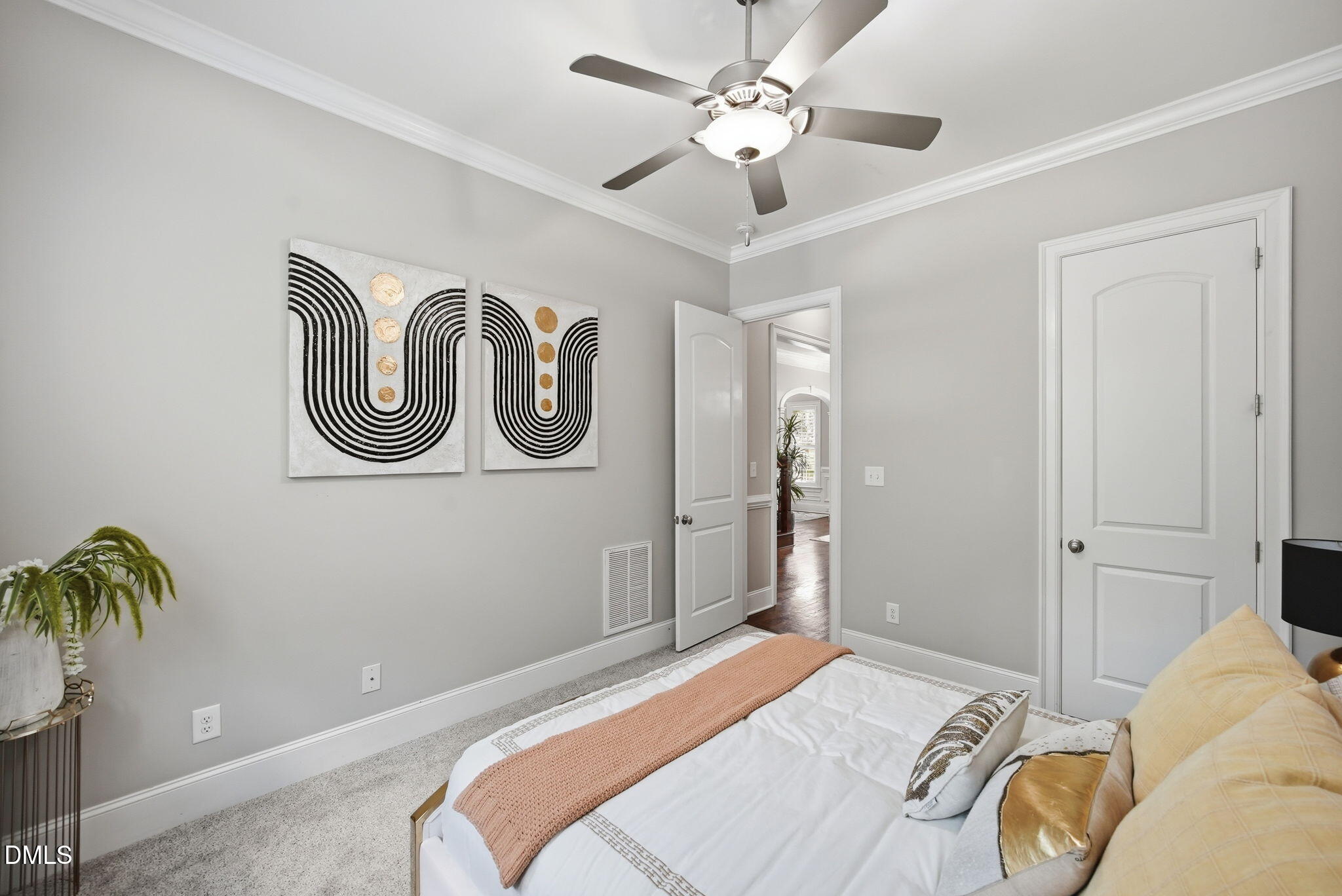 917 Cambridge Hall Loop Apex, NC 27539 - Photo 6 of 100 5-web-or-mls-917_Cambridge_5