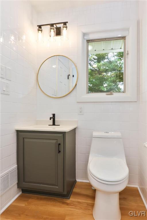 403 Barrett Road Emmaus, PA 18049 - Photo 24 of 44 a bathroom with a toilet a sink a window and mirror