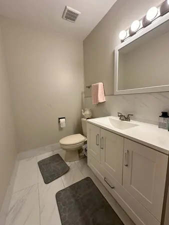 $889,900 | 6520 West Gunnison Street, Harwood Heights, IL 60706