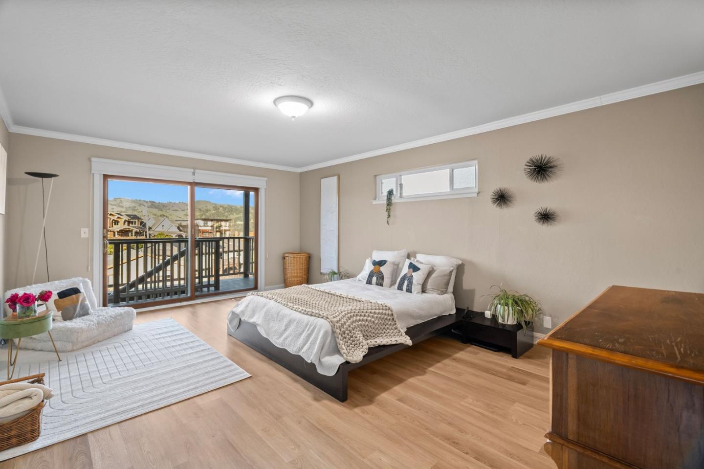 115 Stanley Avenue Pacifica, CA 94044 - Photo 20 of 61 a bedroom with a bed and a window