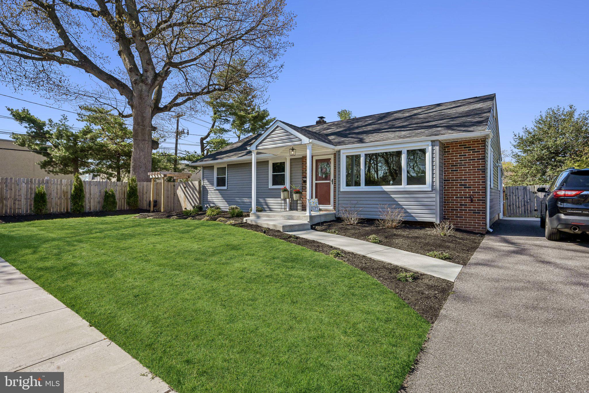 904 Geneva Avenue Delran, NJ 08075 - Photo 2 of 30 a front view of house with yard and green space
