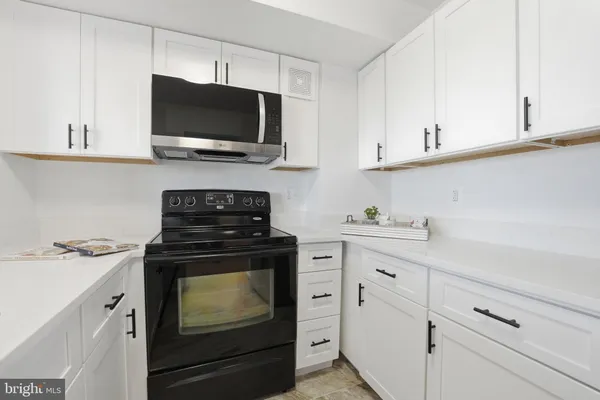 $579,000 | 900 North Stafford Street, Unit 1919, Arlington, VA 22203