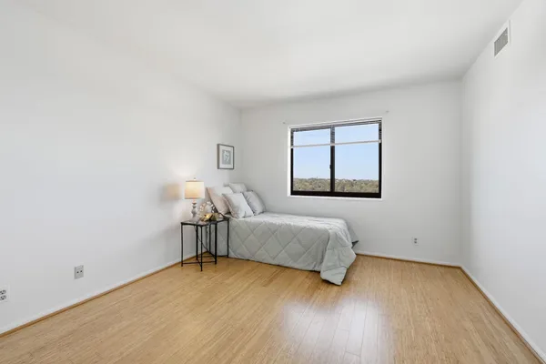 $579,000 | 900 North Stafford Street, Unit 1919, Arlington, VA 22203