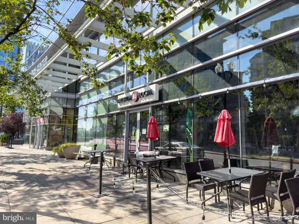$579,000 | 900 North Stafford Street, Unit 1919, Arlington, VA 22203