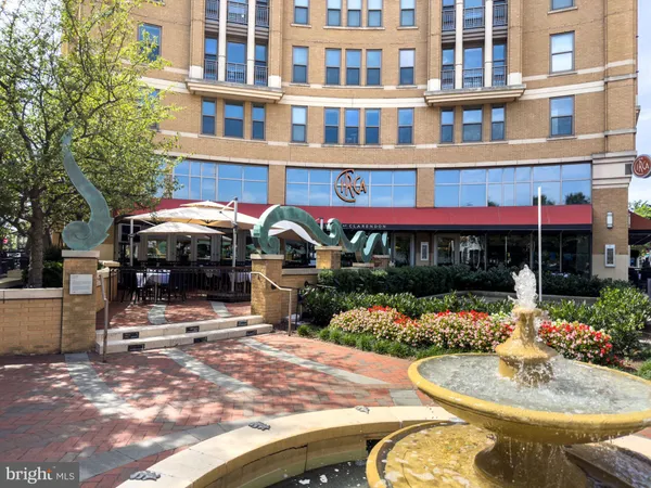 $579,000 | 900 North Stafford Street, Unit 1919, Arlington, VA 22203