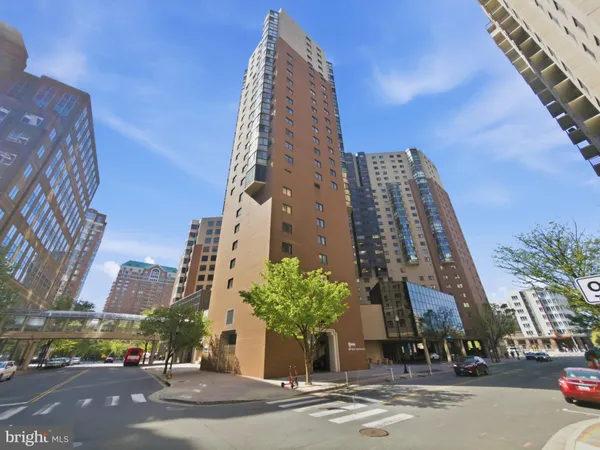 $579,000 | 900 North Stafford Street, Unit 1919, Arlington, VA 22203