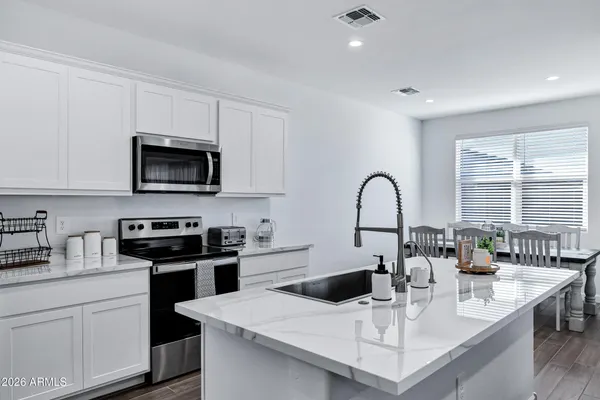 $494,999 | 2939 West Shanley Avenue, Apache Junction, AZ 85120