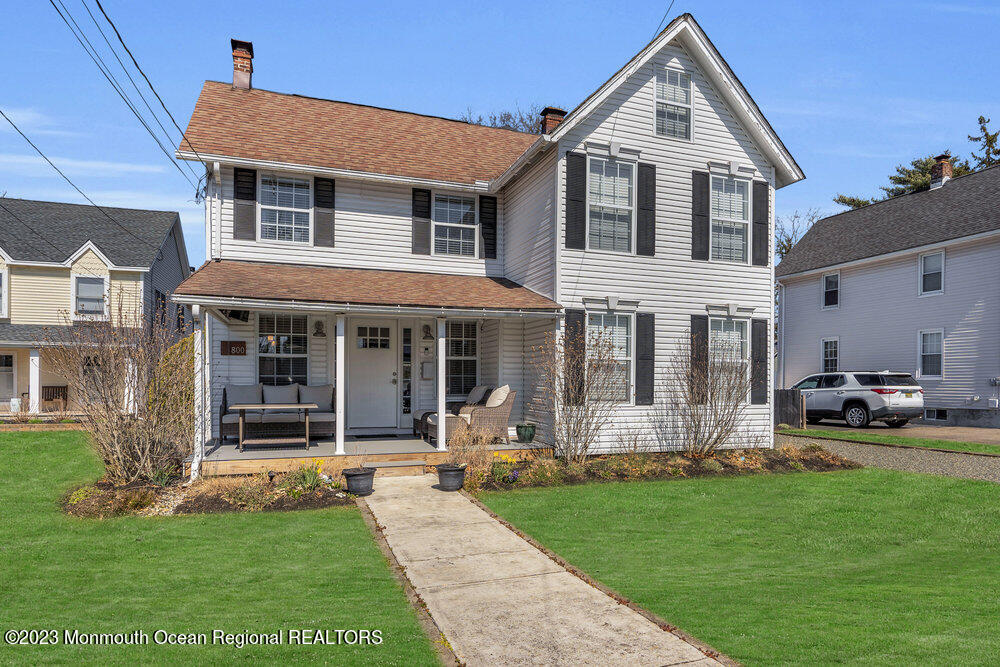 800 Wall Road Spring Lake Heights, NJ 07762 - Photo 39 of 41 a front view of a house with a yard