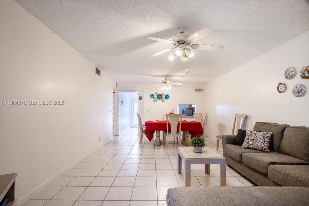 250 Gate Road, Unit 257 Hollywood, FL 33024 - Photo 11 of 49 Gallery Image 11