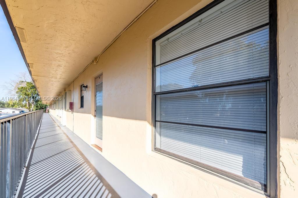250 Gate Road, Unit 257 Hollywood, FL 33024 - Photo 8 of 49 Gallery Image 8