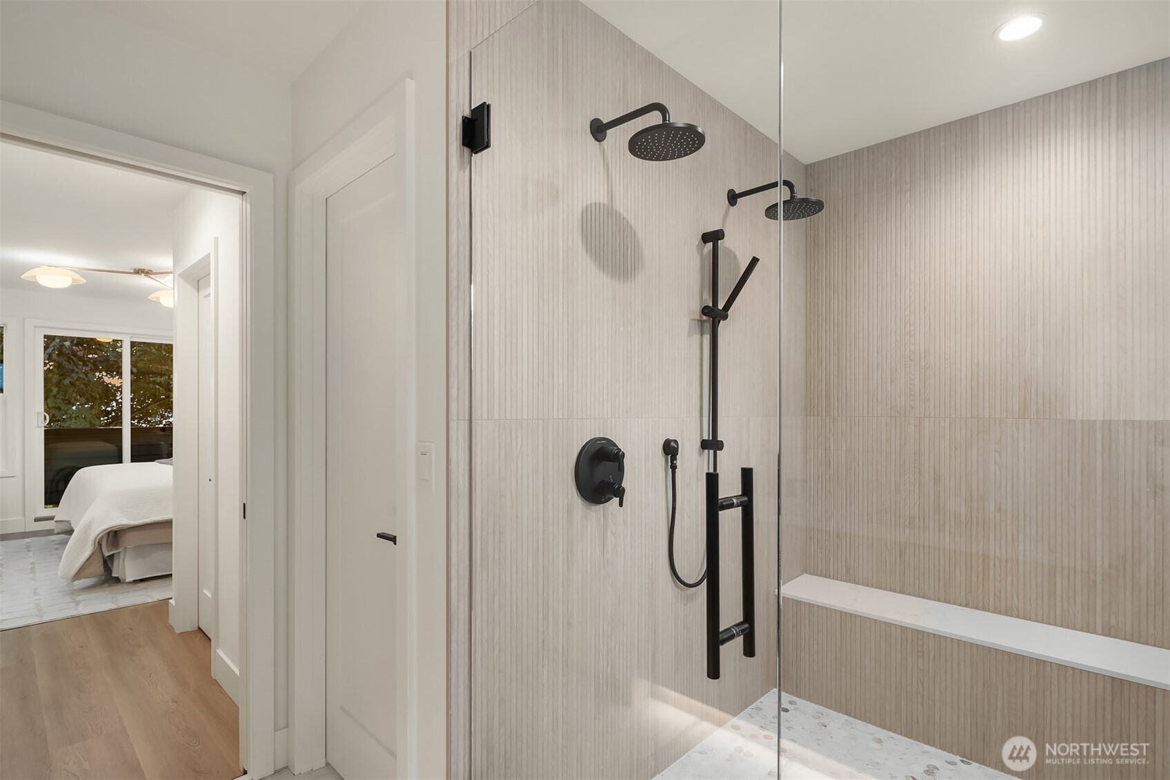 920 34th Avenue, Unit B Seattle, WA 98122 - Photo 20 of 38 a bathroom with a shower