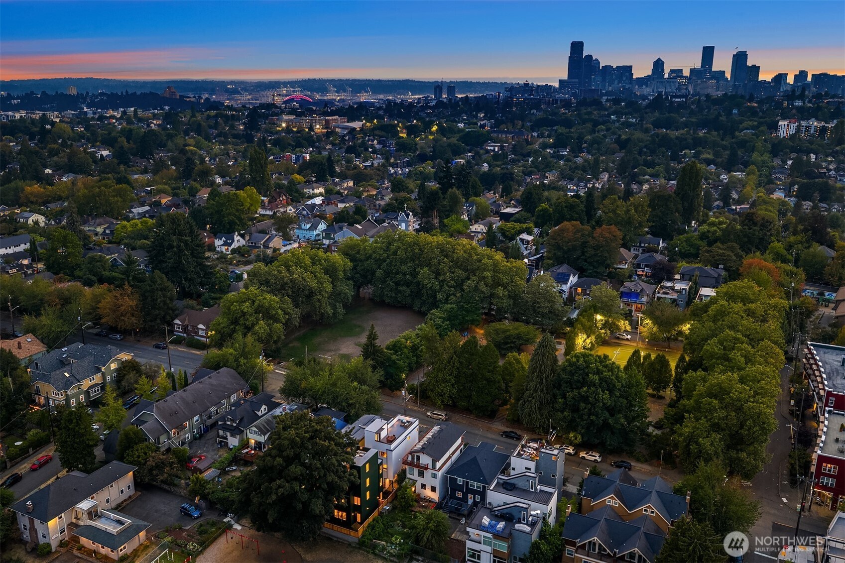 920 34th Avenue, Unit B Seattle, WA 98122 - Photo 29 of 38 a view of a city