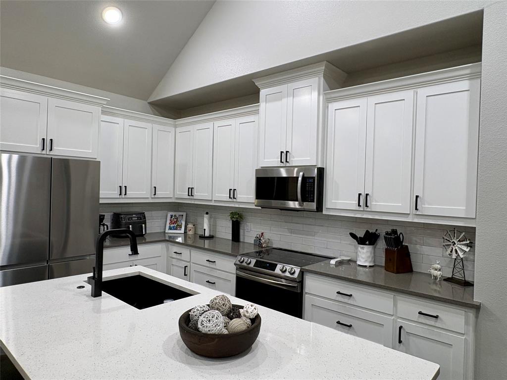 192 Hagerman Road Pottsboro, TX 75076 - Photo 18 of 32 Gallery Image 18