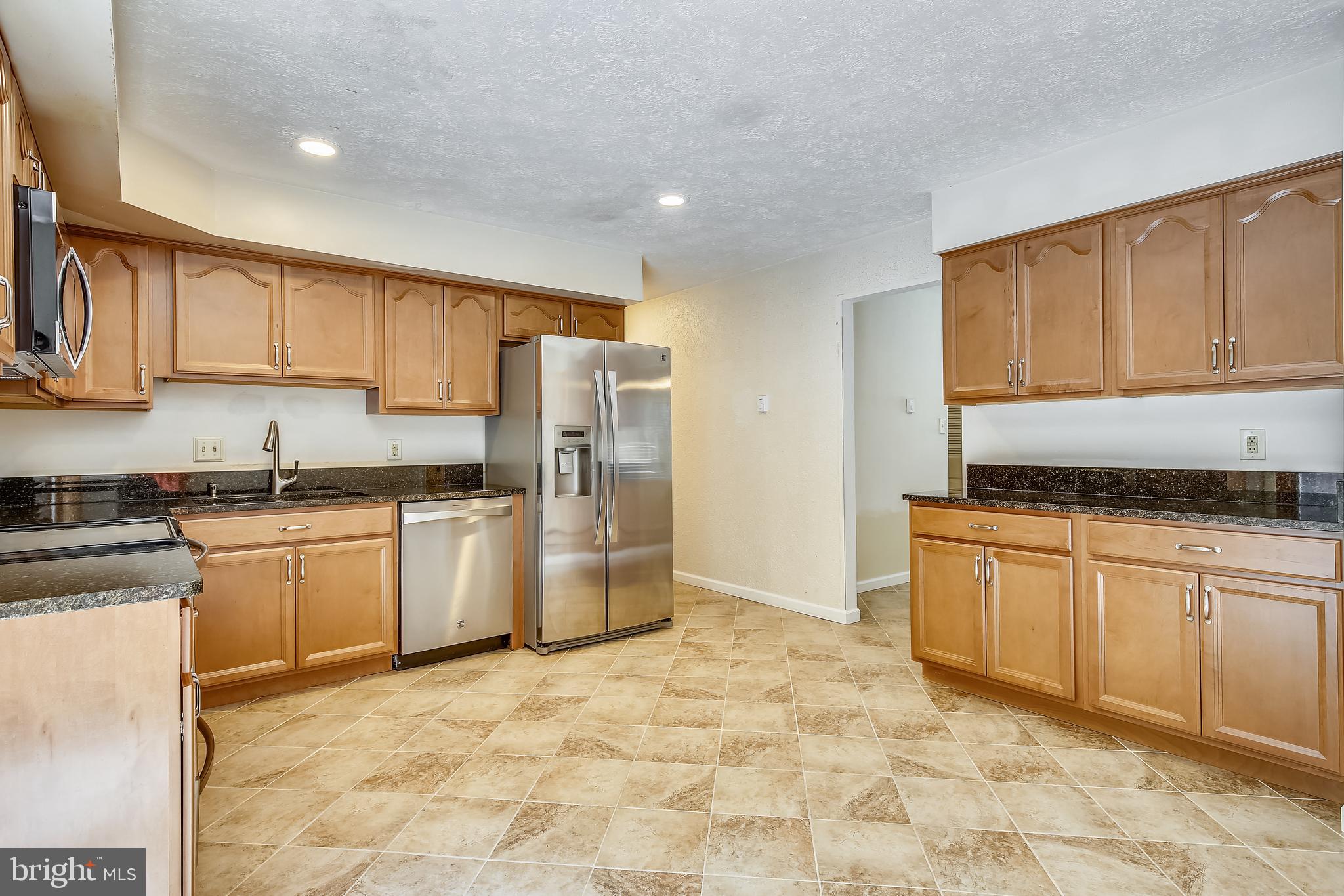 13826 Delaney Road Woodbridge, VA 22193 - Photo 10 of 40 Gallery Image 10