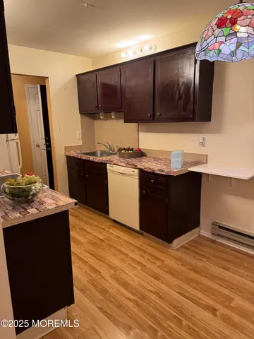 $1,750 | 71 Overlook Way, Unit H, Manalapan, NJ 07726