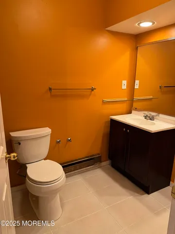 $1,750 | 71 Overlook Way, Unit H, Manalapan, NJ 07726