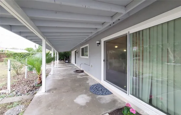 a view of outdoor space