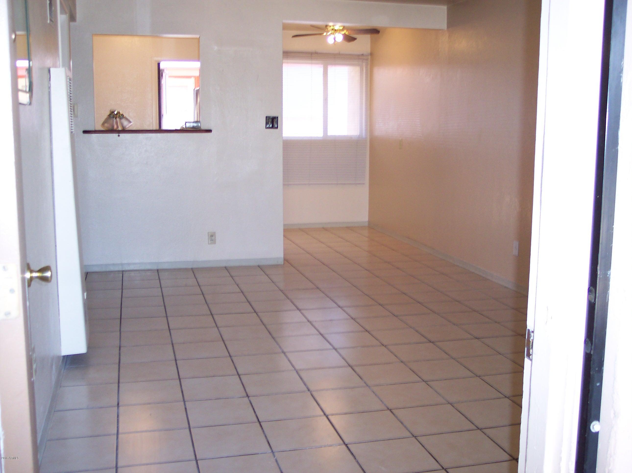2101 East Osborn Road Phoenix, AZ 85016 - Photo 10 of 17 100_0727