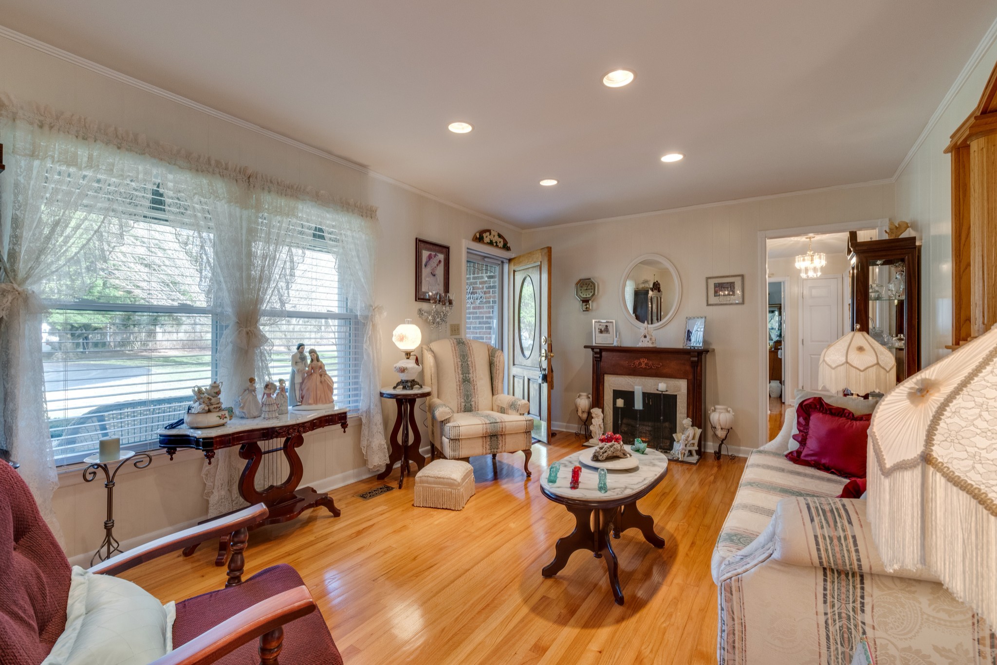 282 Brown Road Decherd, TN 37324 - Photo 8 of 43 Gallery Image 8