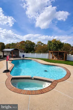 $474,995 | 46 Twilight Lane, Willingboro, NJ 08046