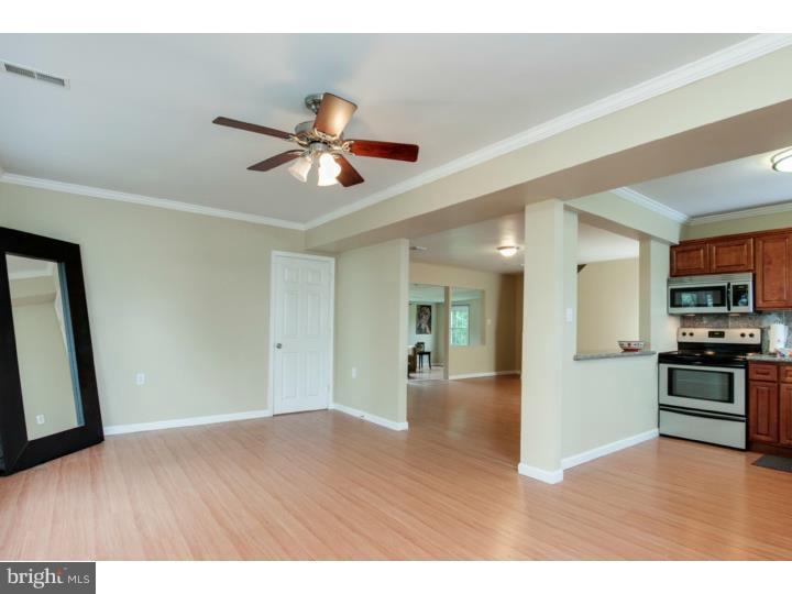 11 Winding Road Levittown, PA 19057 - Photo 2 of 14 Dining Room