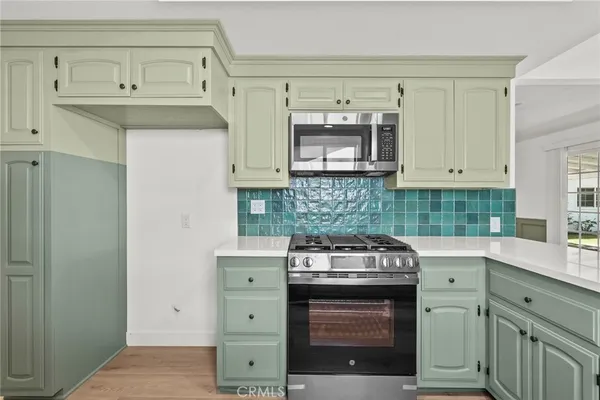 $799,000 | 27837 Bakerton Avenue, Canyon Country, CA 91351